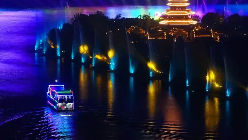 《湘江之上》大型沉浸式实景光影剧